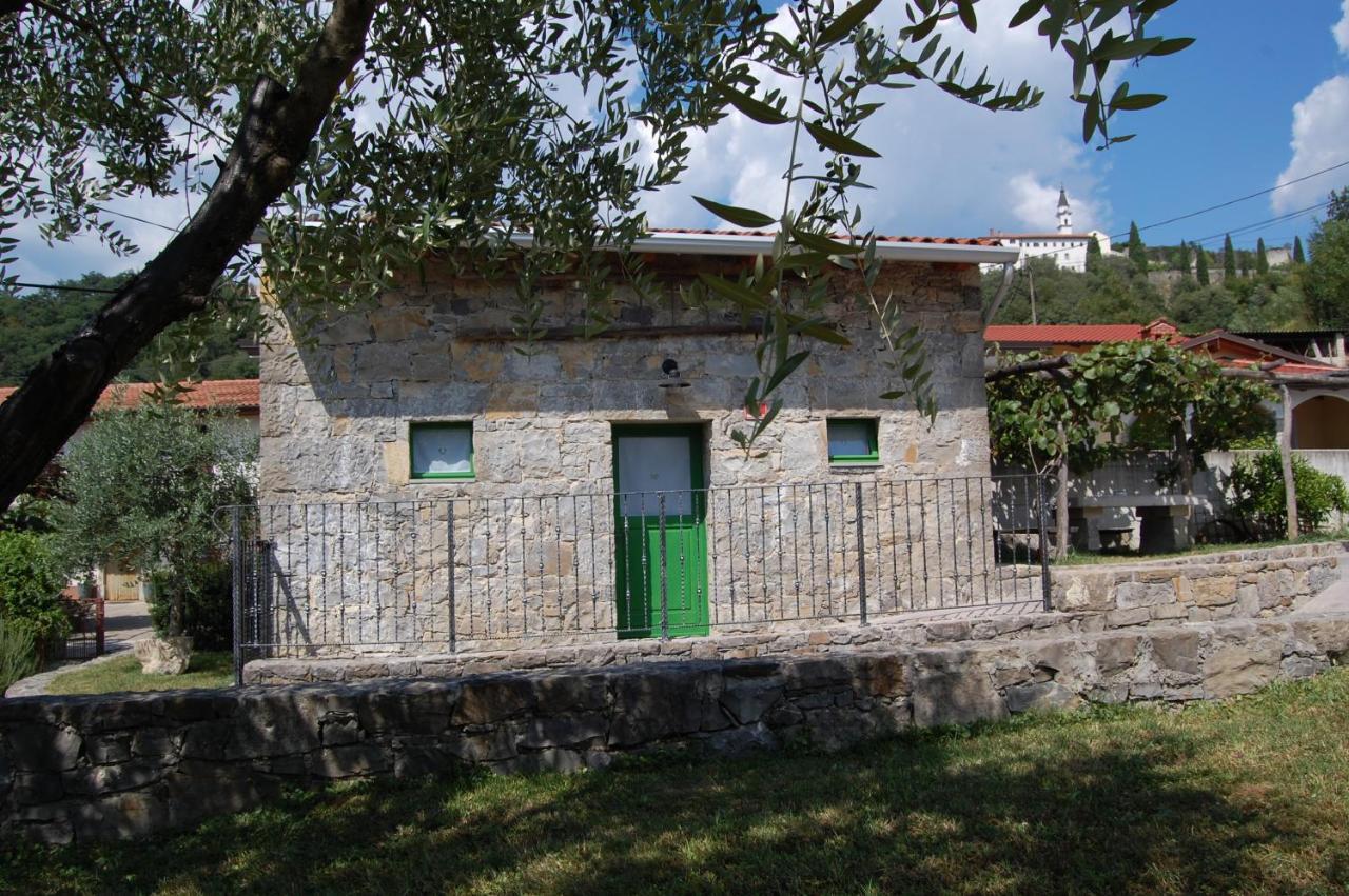 Apartma Hiska Dobravlje Екстериор снимка