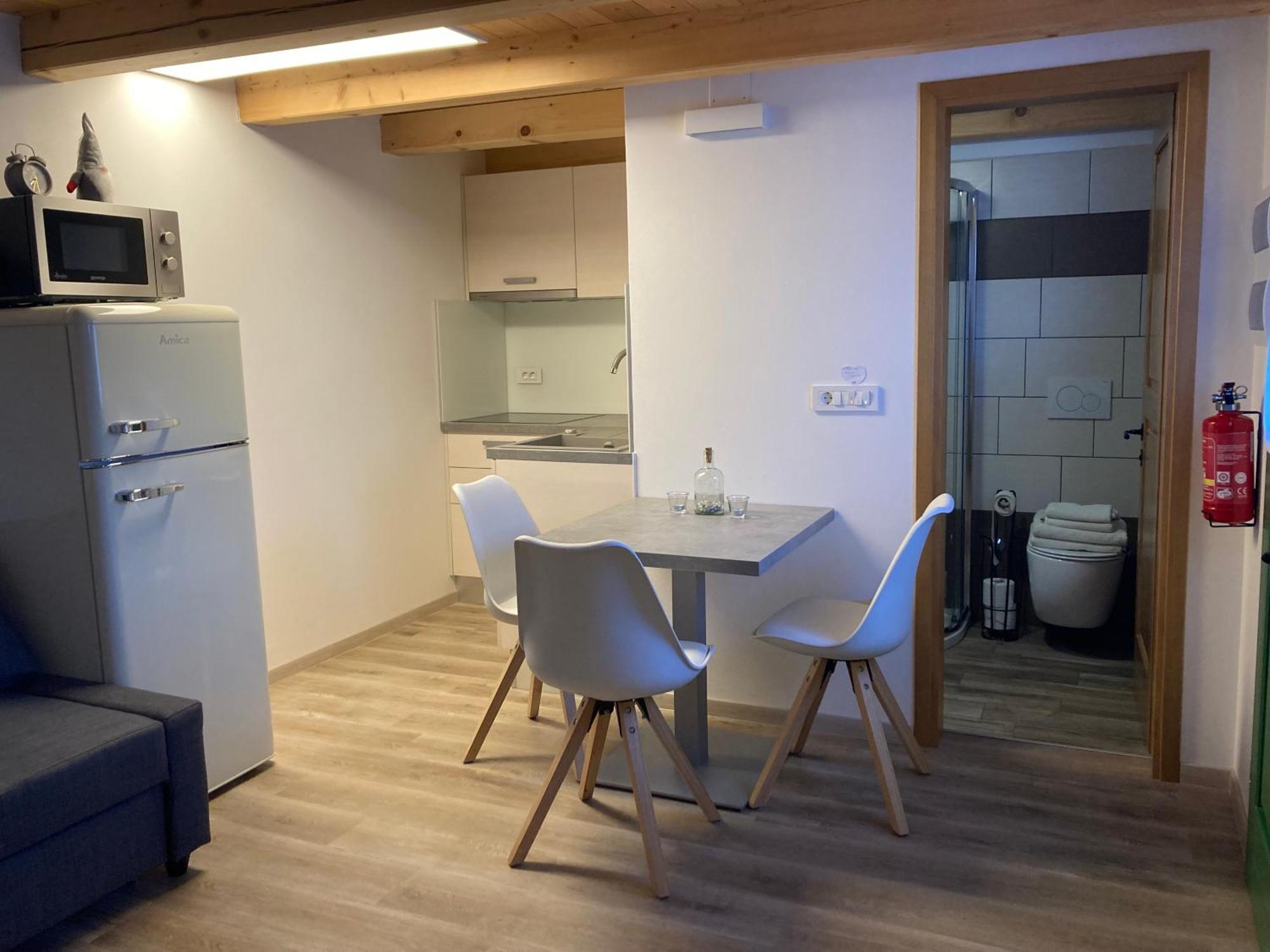 Apartma Hiska Dobravlje Екстериор снимка